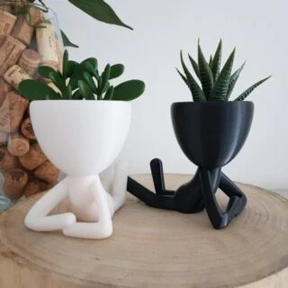 Chill people plant pot - Lying person - Indoor planter - Flower pot for cactus and succulent