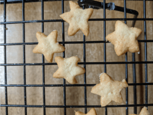 Cookie Cutter Little Stars (5 Teeth) (2x3)
