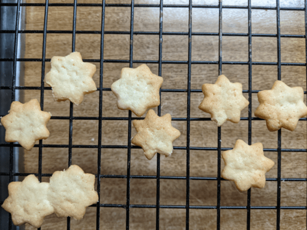 Cookie Cutter Little Stars (7 Teeth) (2x3)