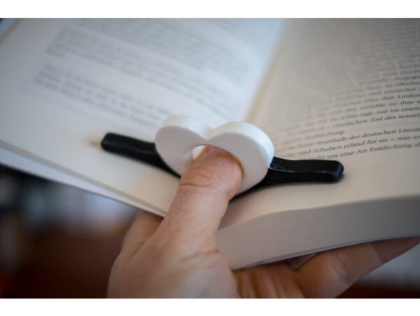 Heart Shaped Ring Book Holder - One hand book holder - Thumb holder - 3D printed