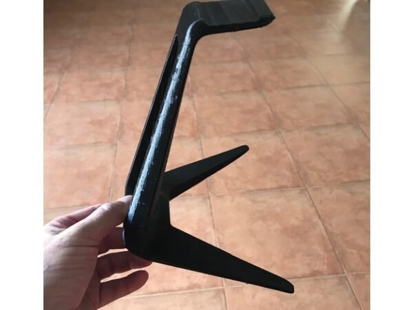 Minimalistic Headphone Stand