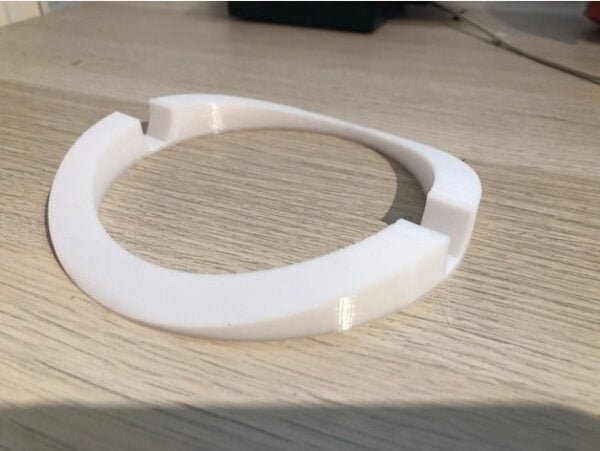 Low Profile Mac book Pro Vertical Stand