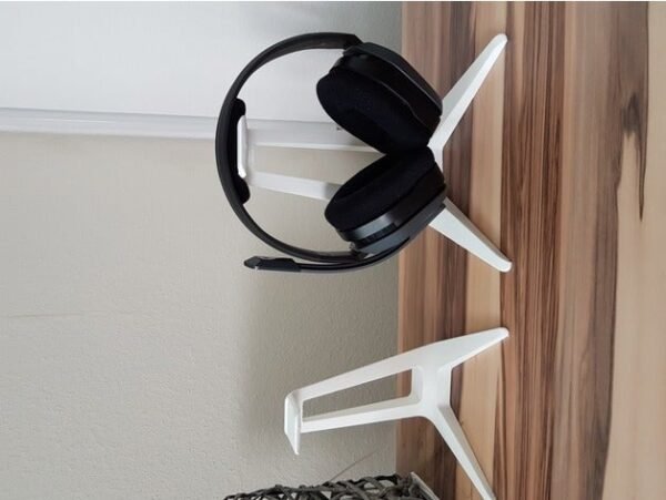 Minimalistic Headphone Stand