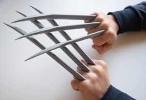 Logan 2017 - Set of Wolverine Claws (Movie Accurate - 3D Printed)