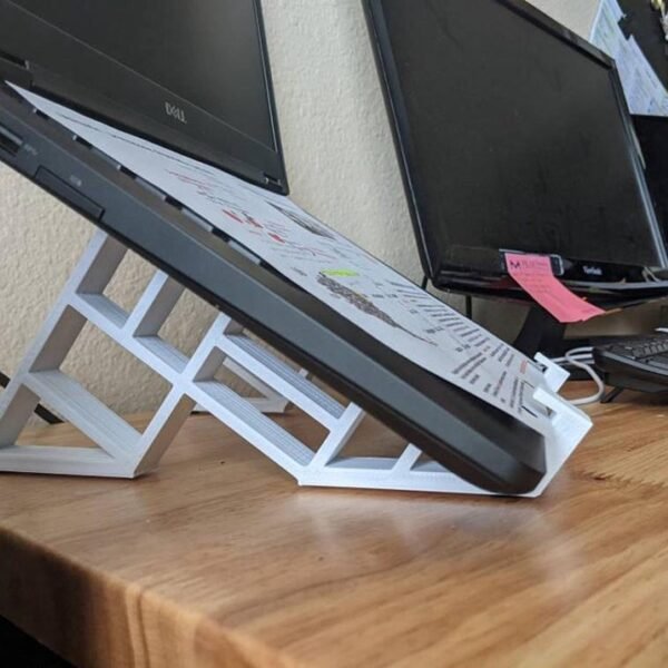 3D Printed Geometric Laptop/Notebook/Laptop Stand.