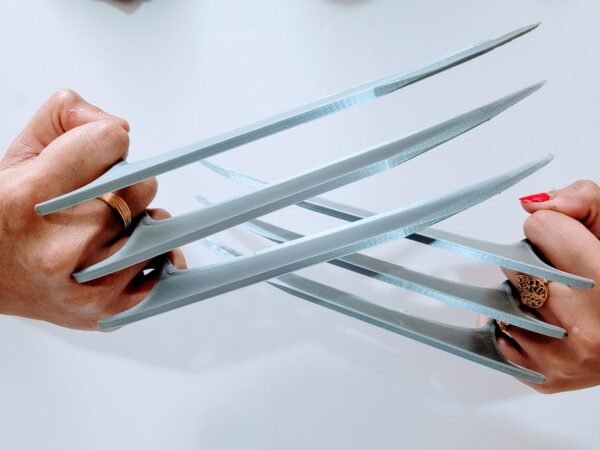 Logan Wolverine Claws