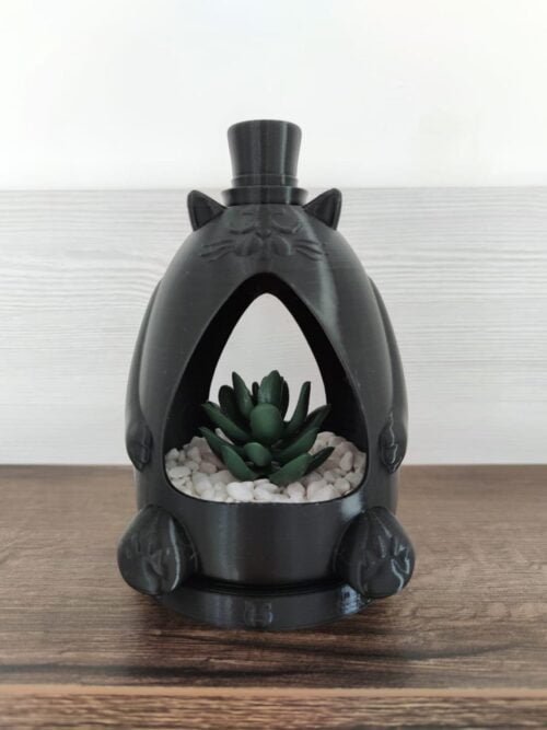 Elegant fancy cat pot planter with tray and holes for watering
