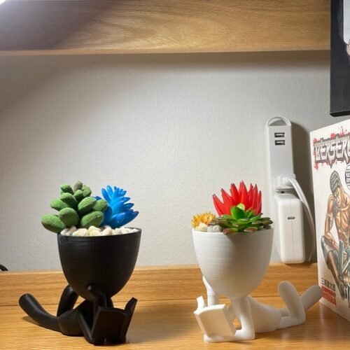 Reading people plant pot - Lying person - Indoor planter - Flower pot for cactus and succulent