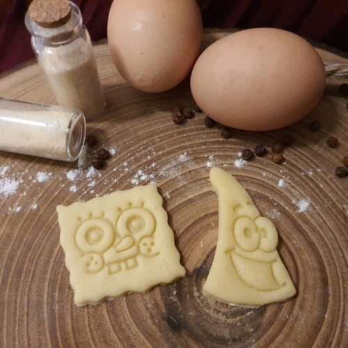 Cookie Cutter Set Sponge Bob Square Pants and Patrick Star Look-Alike