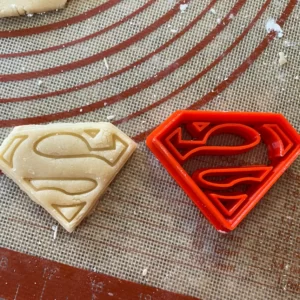 DC Super Hero cookies Superman Cookie Cutter Set of 2