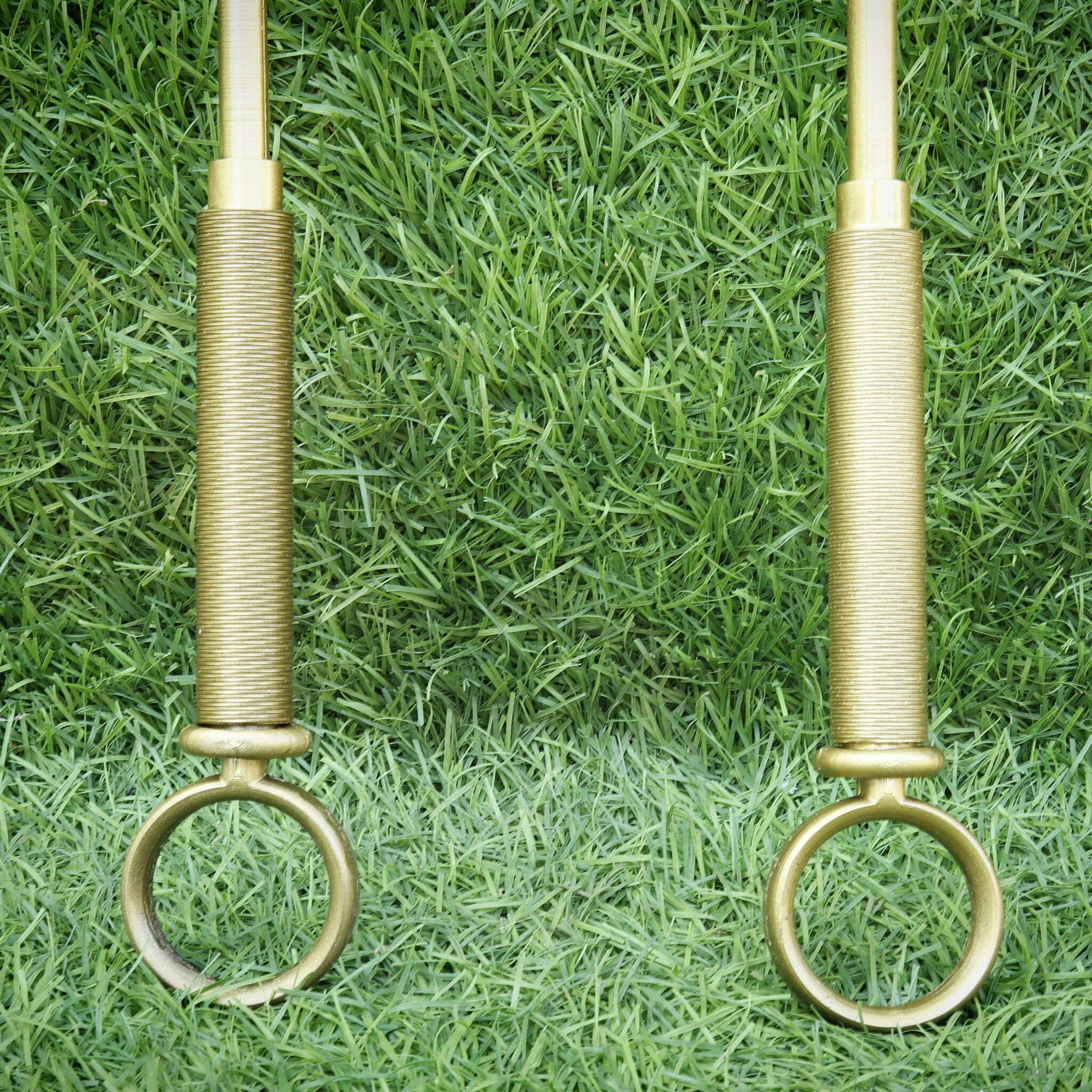 Yor Forger Thorn Princess Golden Stiletto type Weapon SpyX Family