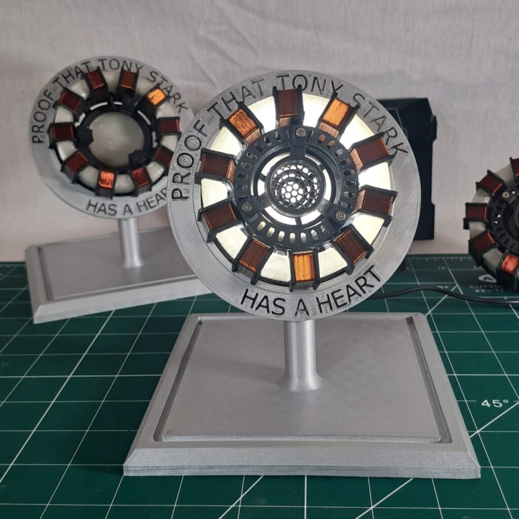 [UPGRADED] Proof That Tony Stark Has a Heart Arc Reactor Display
